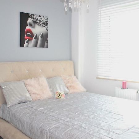 Delux Apartamento Kielce Exterior foto