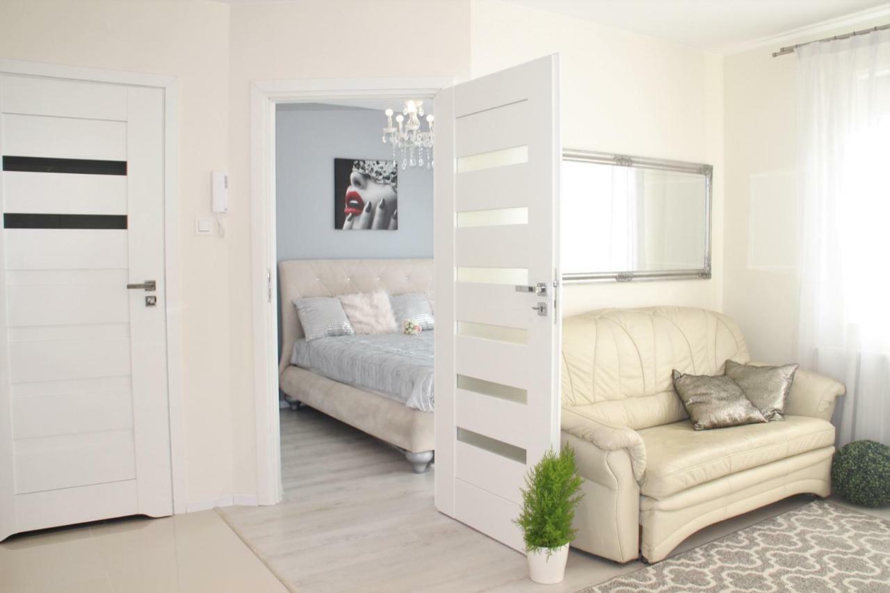 Delux Apartamento Kielce Exterior foto